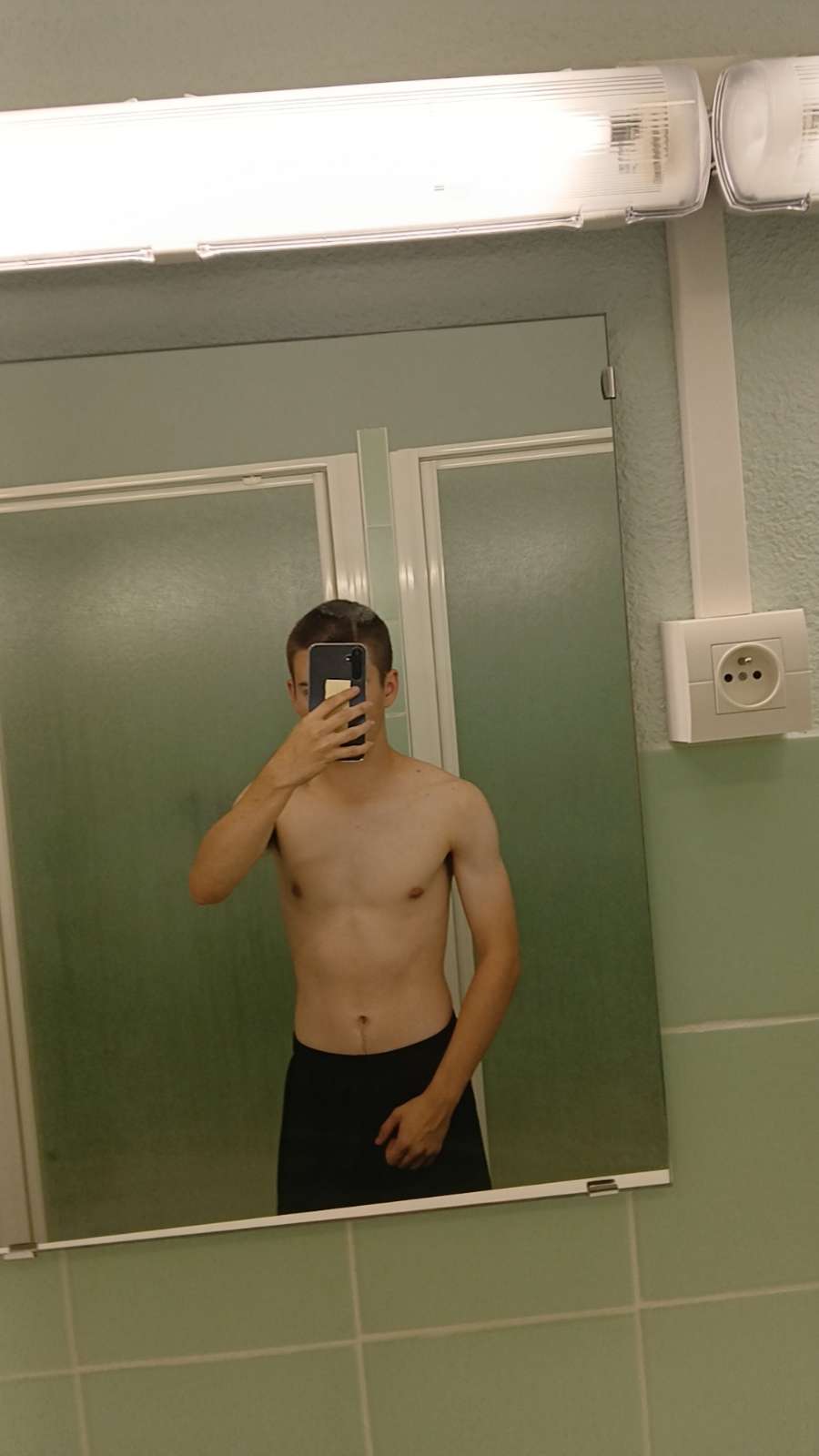 Profil de Milan, 19 ans, Trans Sex Suisse à Tramelan