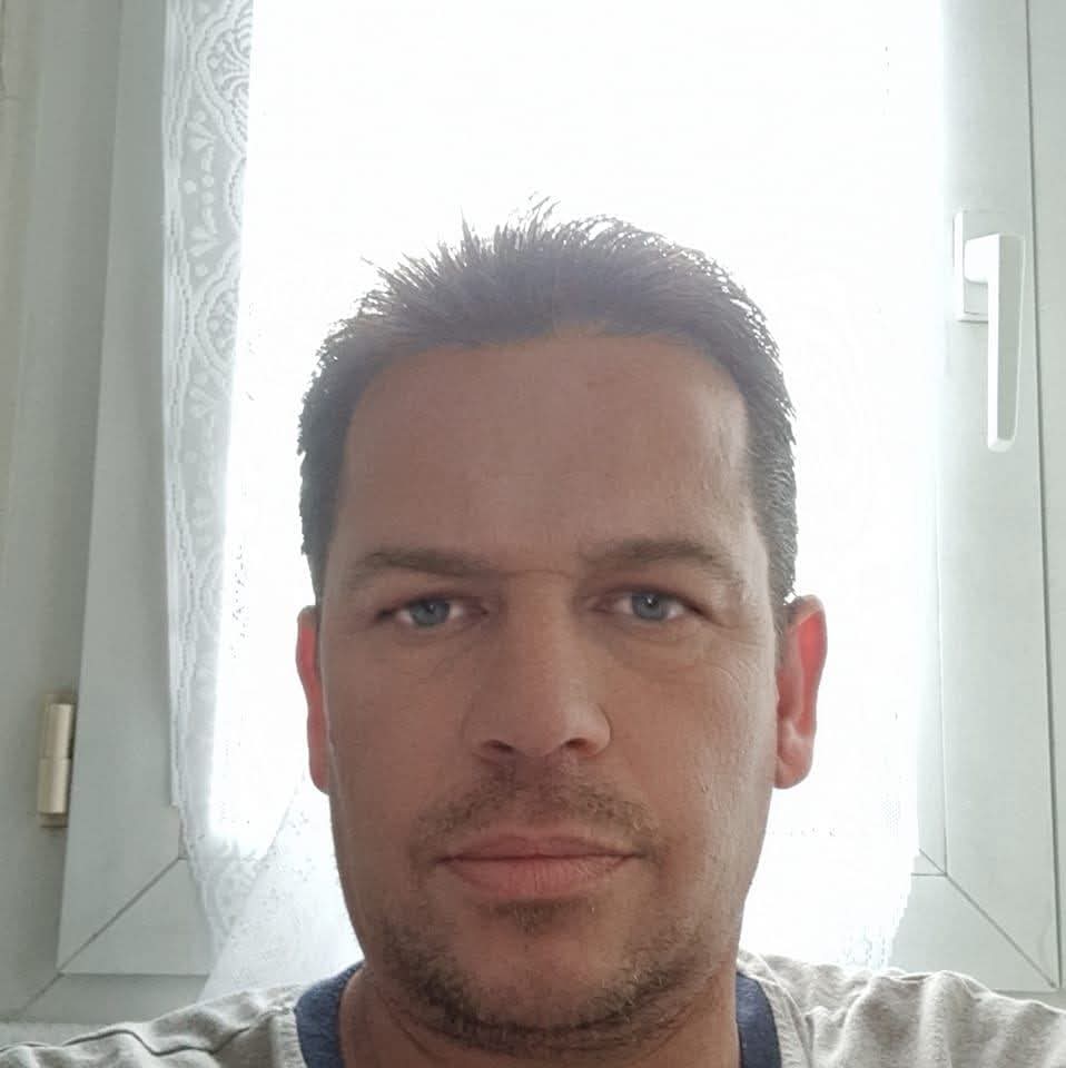Profil de Thesee, 52 ans, Trans Sex Suisse à Ladir