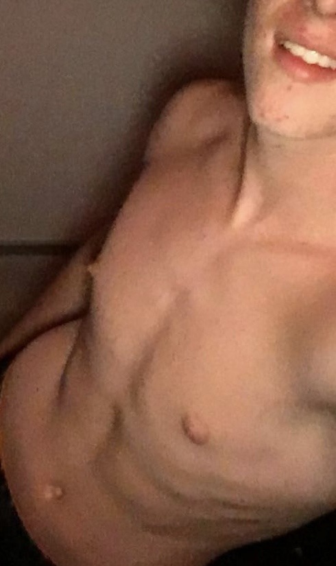 Profil de Ashkan, 24 ans, Trans Sex Suisse à Berzona