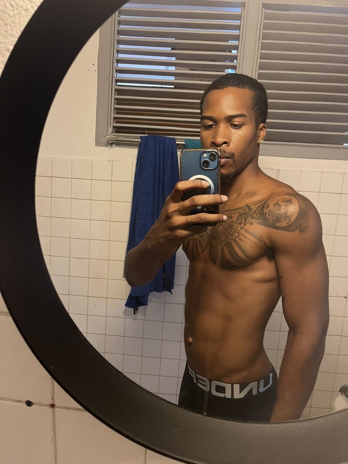 Profil de Félicien, 30 ans, Trans Sex Suisse à Bourguillon