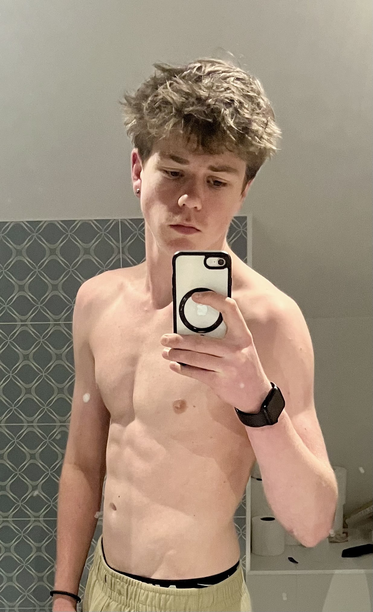 Profil de Yaron, 19 ans, Trans Sex Suisse à Gibswil